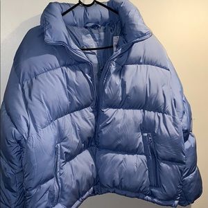 Never worn ae puffer jacket